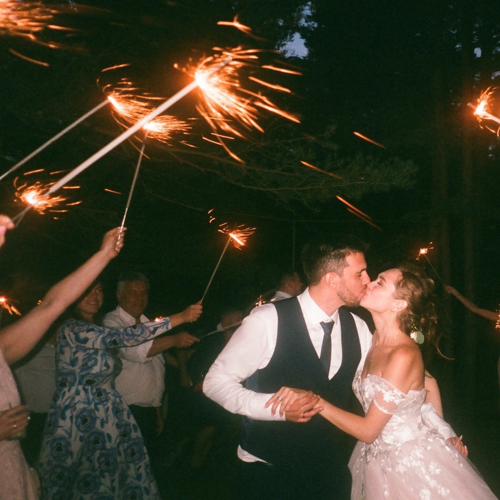 Our Top 10 First Dance Songs For Your Wedding - My Guest Book