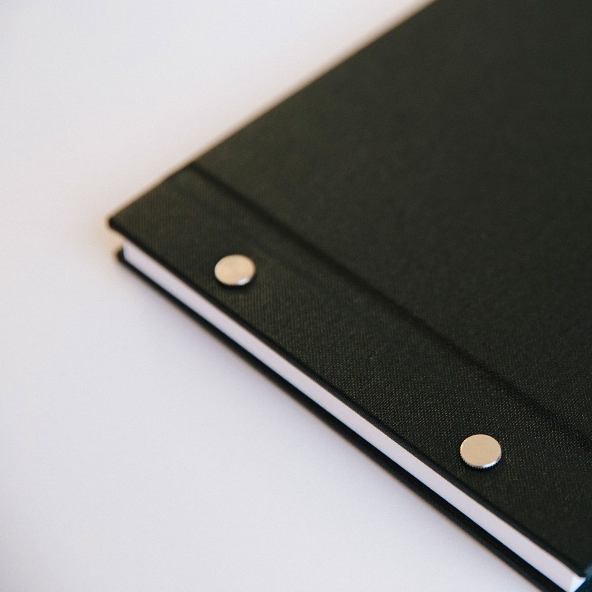 Signature Holiday Home Guestbook - My Guest Book